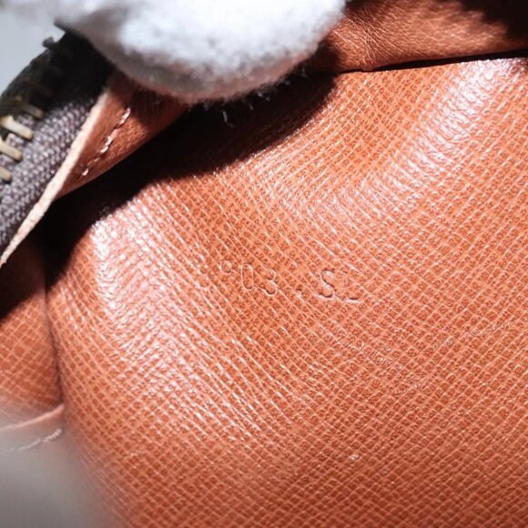 LOUIS VUITTON Monogram Compiegne 28 Clutch Bag - Picture 14 of 16